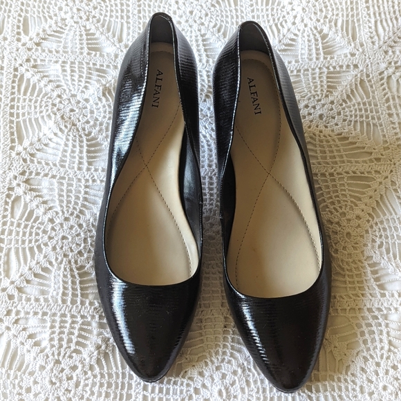 High heels - Picture 4 of 5